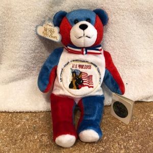 US War Dog be longs to the “The Original Holy Bear Club”